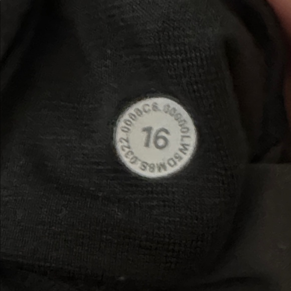 Lululemon plus size dark gray and black Camouflage Leggings - Picture 7 of 7